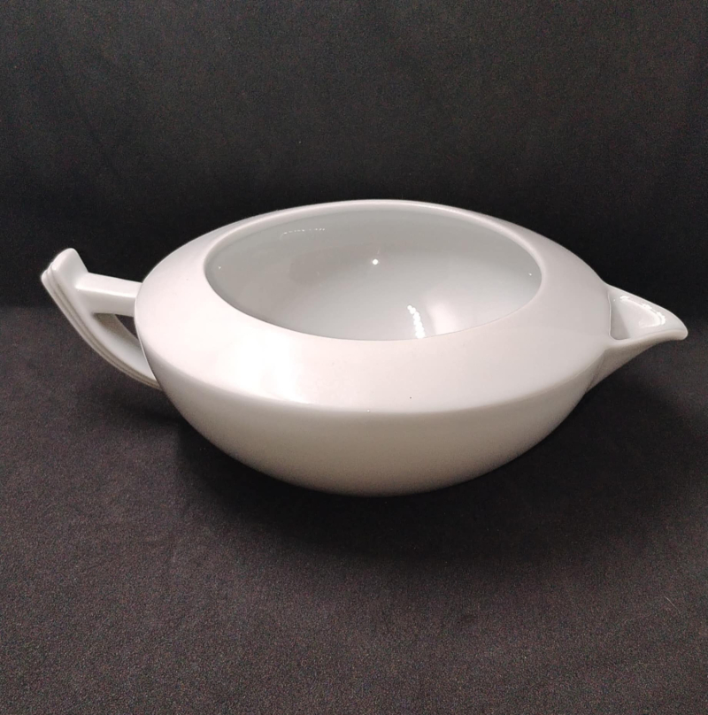 Saucière en porcelaine